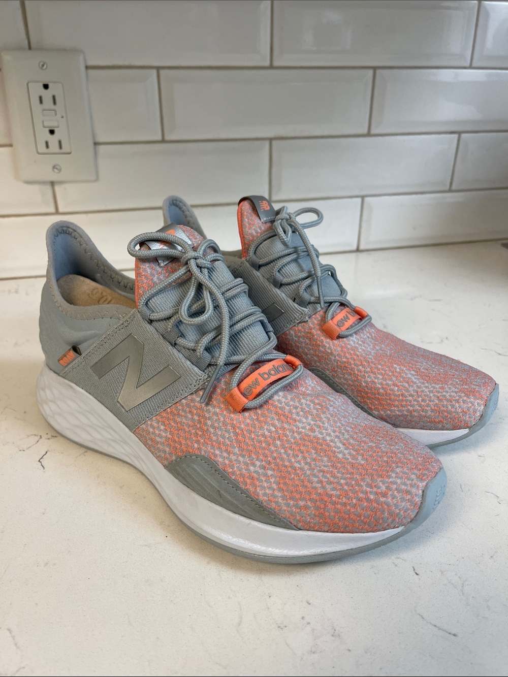 New Balance Roav v1 Future Sport Running Shoes Size 9.5 D Worn Once  Grey Peach - Picture 12 of 17